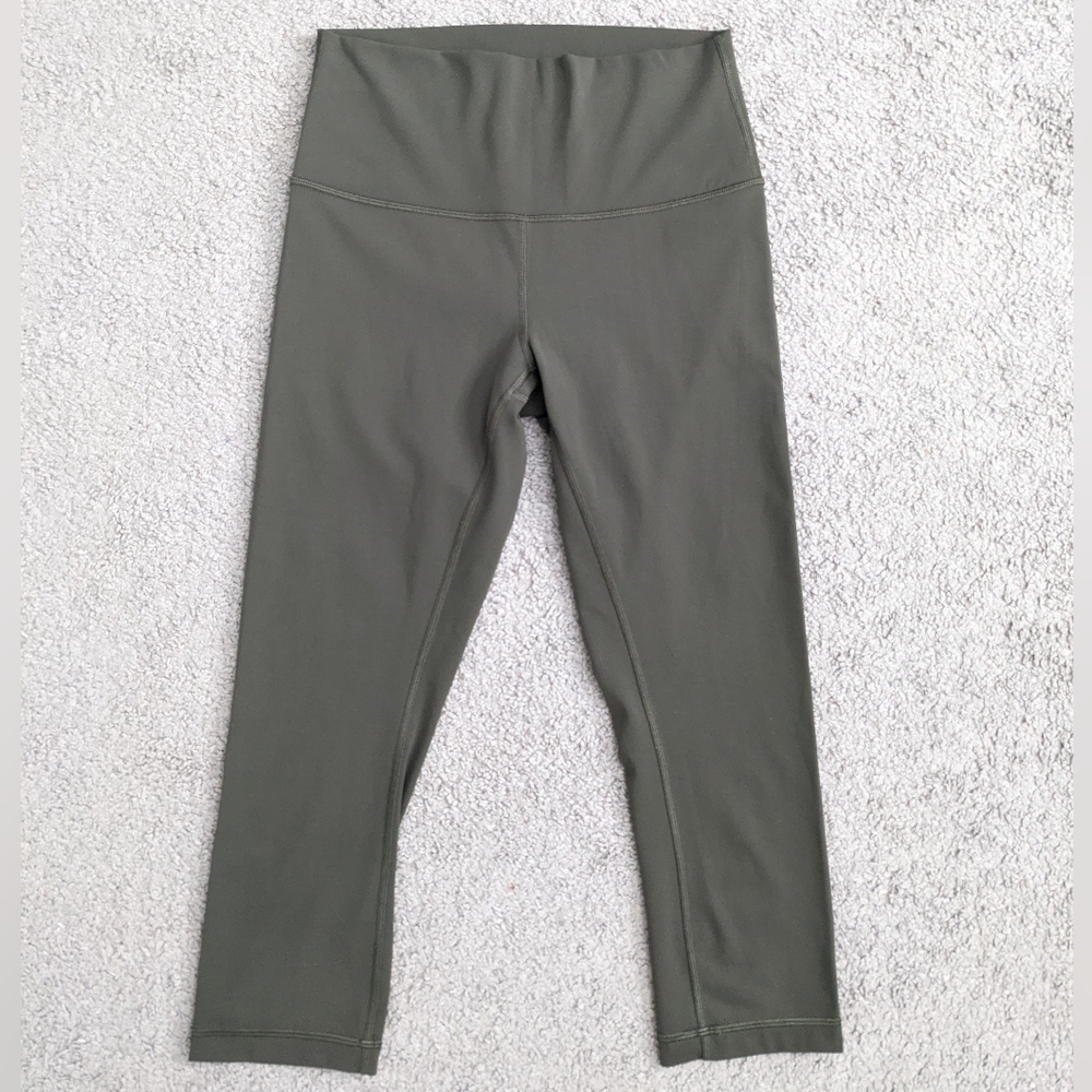Lululemon Wunder Under Cropped Leggings Size 6  Dark Olive